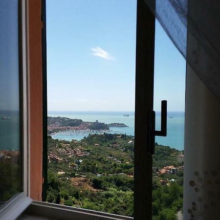 Agave Di Lerici Villa Luaran gambar